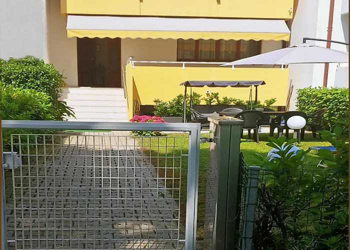 Casa Intera, A Pochi Passi Dal Mare